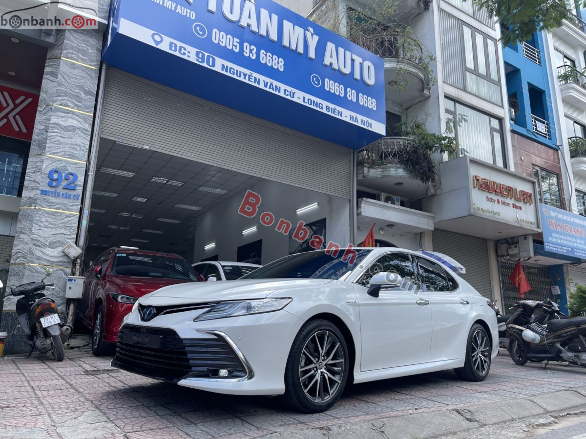 Toyota Camry 2.5HV 2021