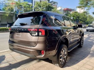 Xe Ford Everest Titanium Plus 2.0L 4x4 AT 2022