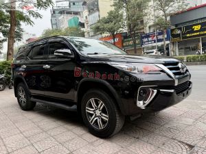 Xe Toyota Fortuner 2.7V 4x2 AT 2017