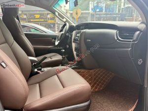 Xe Toyota Fortuner 2.4G 4x2 MT 2018