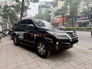 Xe Toyota Fortuner 2.4G 4x2 MT 2018