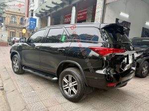 Xe Toyota Fortuner 2.4G 4x2 MT 2018