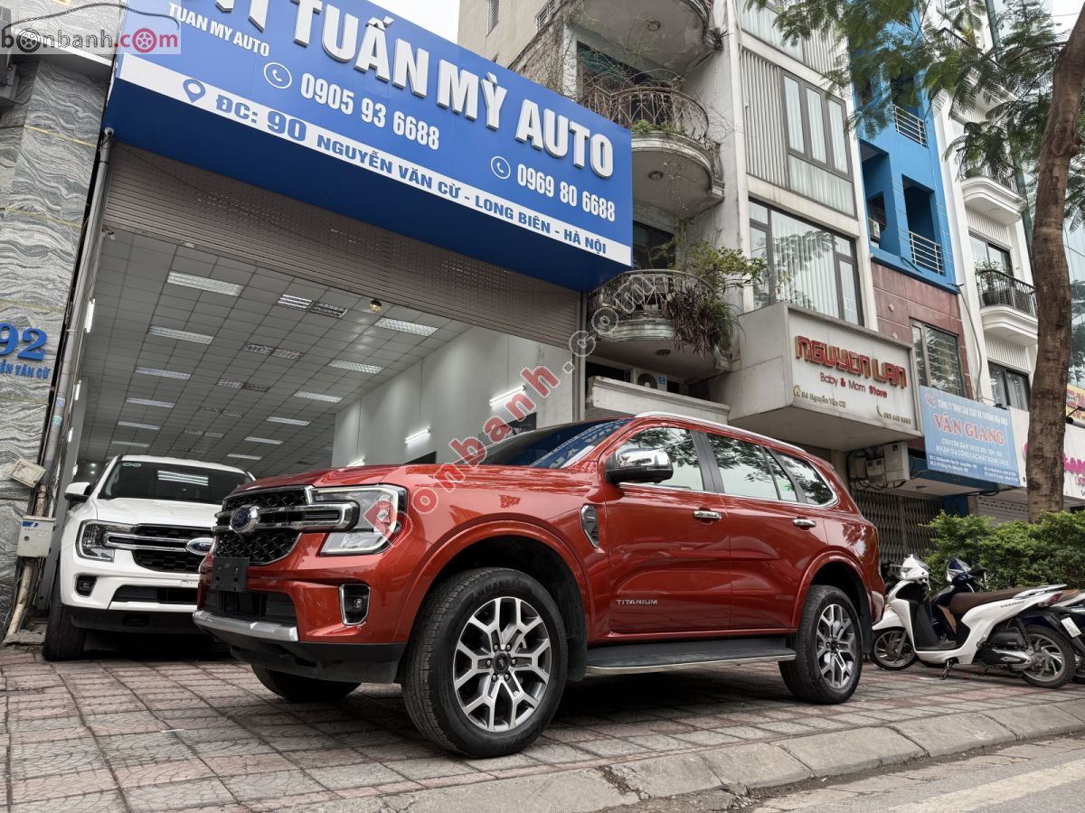 Ford Everest Titanium 2.0L 4x2 AT 2023