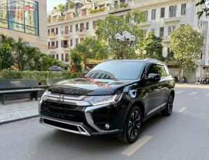 Xe Mitsubishi Outlander 2.0 CVT 2022