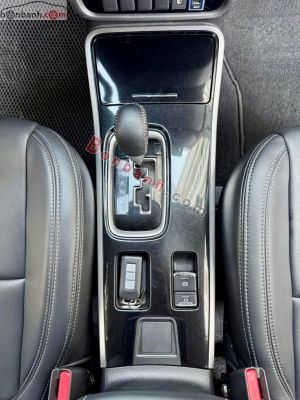 Xe Mitsubishi Outlander 2.0 CVT 2022