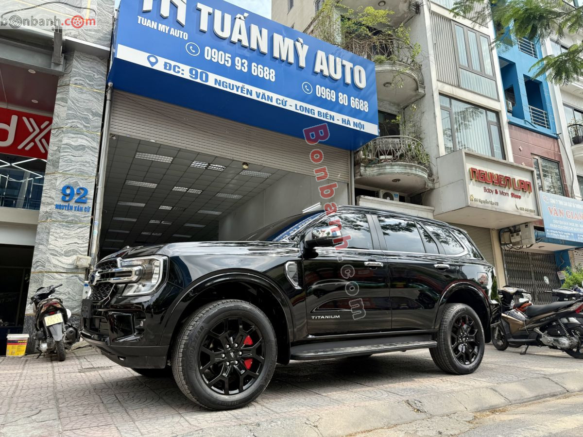 Ford Everest Titanium 2.0L 4x2 AT 2024