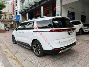 Xe Kia Carnival Signature 2.2D 2024