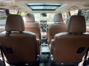 Xe Toyota Innova Cross HEV 2.0 CVT 2025