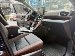 Xe Toyota Innova Cross HEV 2.0 CVT 2025