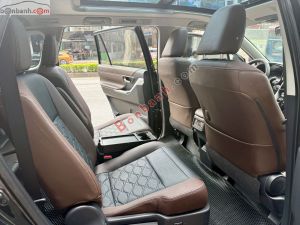 Xe Toyota Innova Cross HEV 2.0 CVT 2025