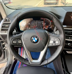 Xe BMW X3 sDrive20i 2024