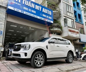 Xe Ford Everest Titanium Plus 2.0L 4x4 AT 2023
