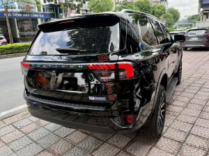 Xe Ford Everest Platinum 2.0L 4x4 AT 2024