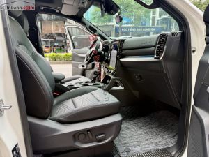 Xe Ford Everest Titanium 2.0L 4x2 AT 2024