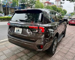 Xe Ford Everest Titanium Plus 2.0L 4x4 AT 2022