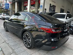 Xe Toyota Camry 2.5 HEV Top 2025