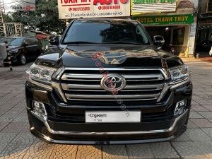 Xe Toyota Land Cruiser 4.6 V8 2019