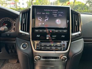 Xe Toyota Land Cruiser 4.6 V8 2019