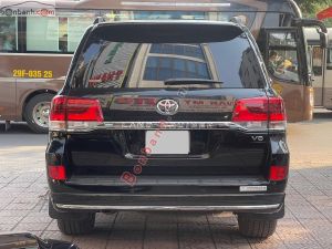 Xe Toyota Land Cruiser 4.6 V8 2019