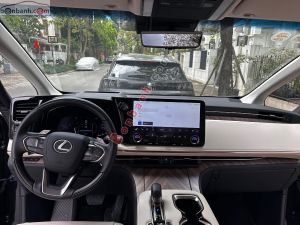 Xe Lexus LM 500h 2025