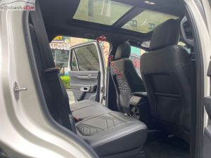 Xe Ford Everest Titanium Plus 2.0L 4x4 AT 2025