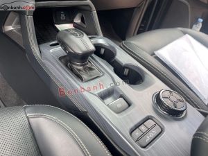 Xe Ford Everest Platinum 2.0L 4x4 AT 2025