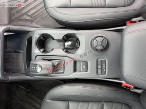 Xe Ford Everest Titanium Plus 2.0L 4x4 AT 2025