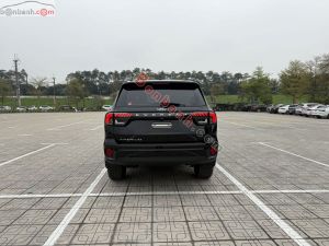 Xe Ford Everest Titanium Plus 2.0L 4x4 AT 2025