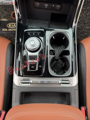 Xe Kia Carnival Premium 2.2D 2022