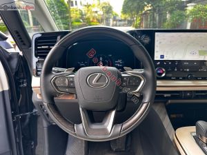 Xe Lexus LM 500h 2025