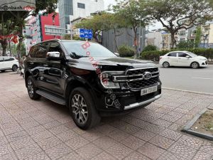 Xe Ford Everest Titanium Plus 2.0L 4x4 AT 2024
