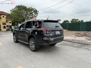 Xe Ford Everest Titanium 2.0L 4x2 AT 2025