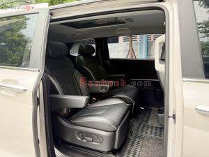 Xe Hyundai Custin Cao Cấp 2.0T 2024