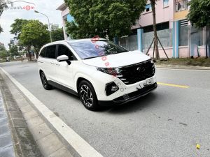 Xe Hyundai Custin Cao Cấp 2.0T 2024