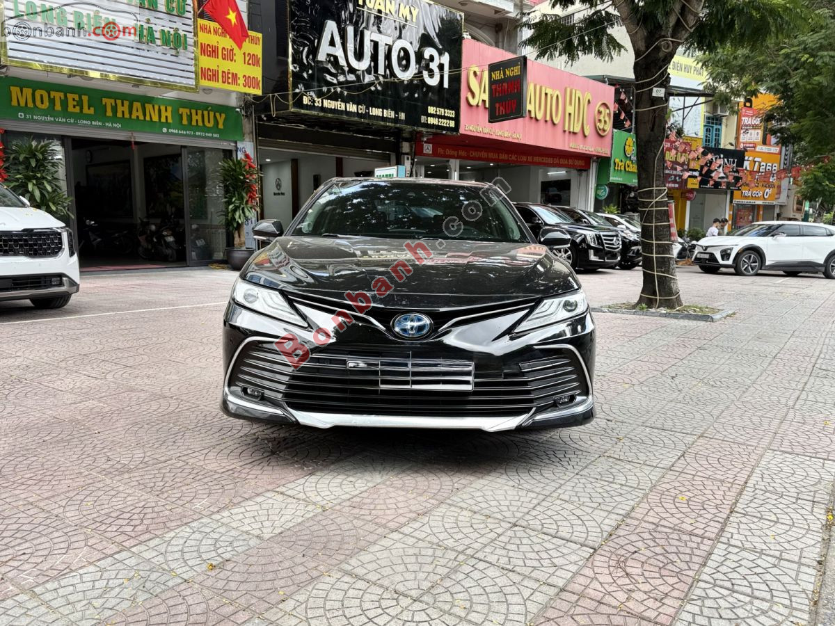 Toyota Camry 2.5HV 2021